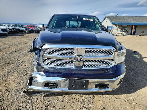 2018 RAM 1500 BIG HORN CREW C Laramie