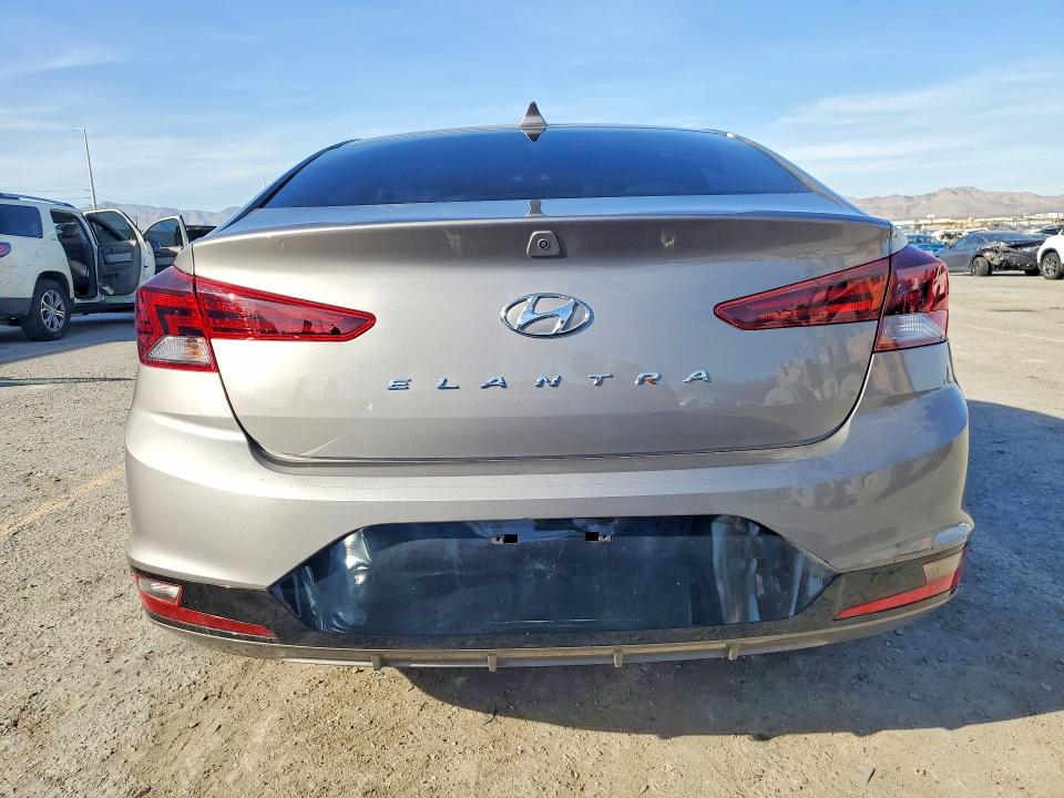 2020 HYUNDAI ELANTRA