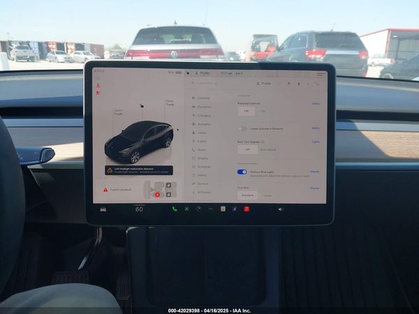 2024 TESLA MODEL Y RWD