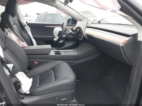 2024 TESLA MODEL Y RWD
