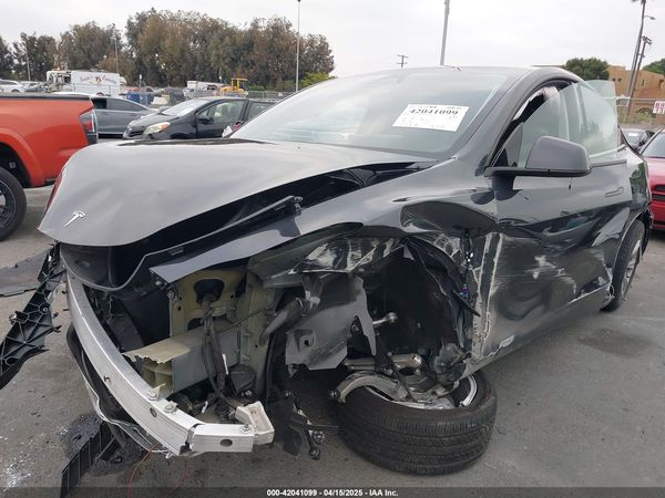 2024 TESLA MODEL Y RWD