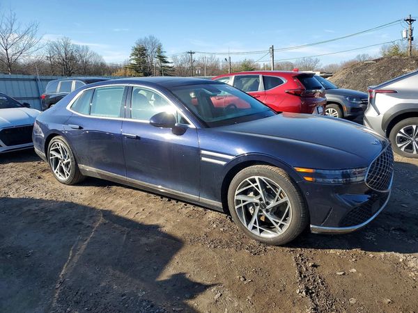 2023 GENESIS G90