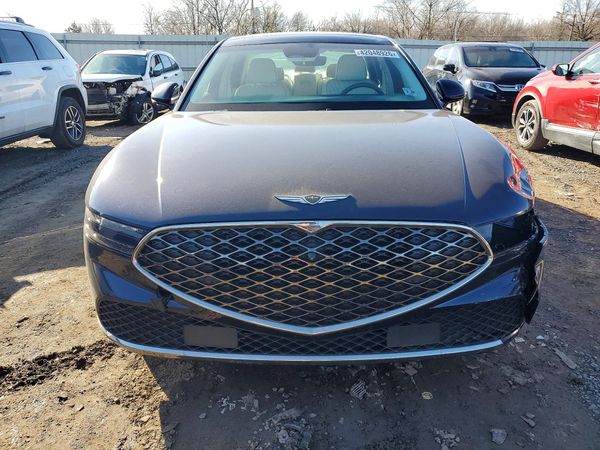 2023 GENESIS G90