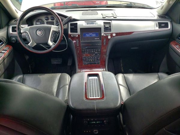 2013 CADILLAC ESCALADE ESV Premium