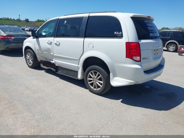 2013 DODGE GRAND CARAVAN SXT — I3