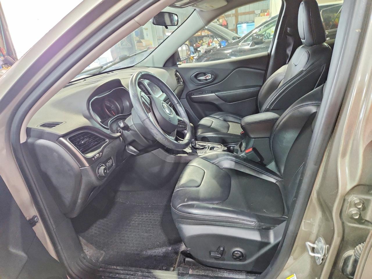 2019 JEEP CHEROKEE LATITUDE PLUS FWD