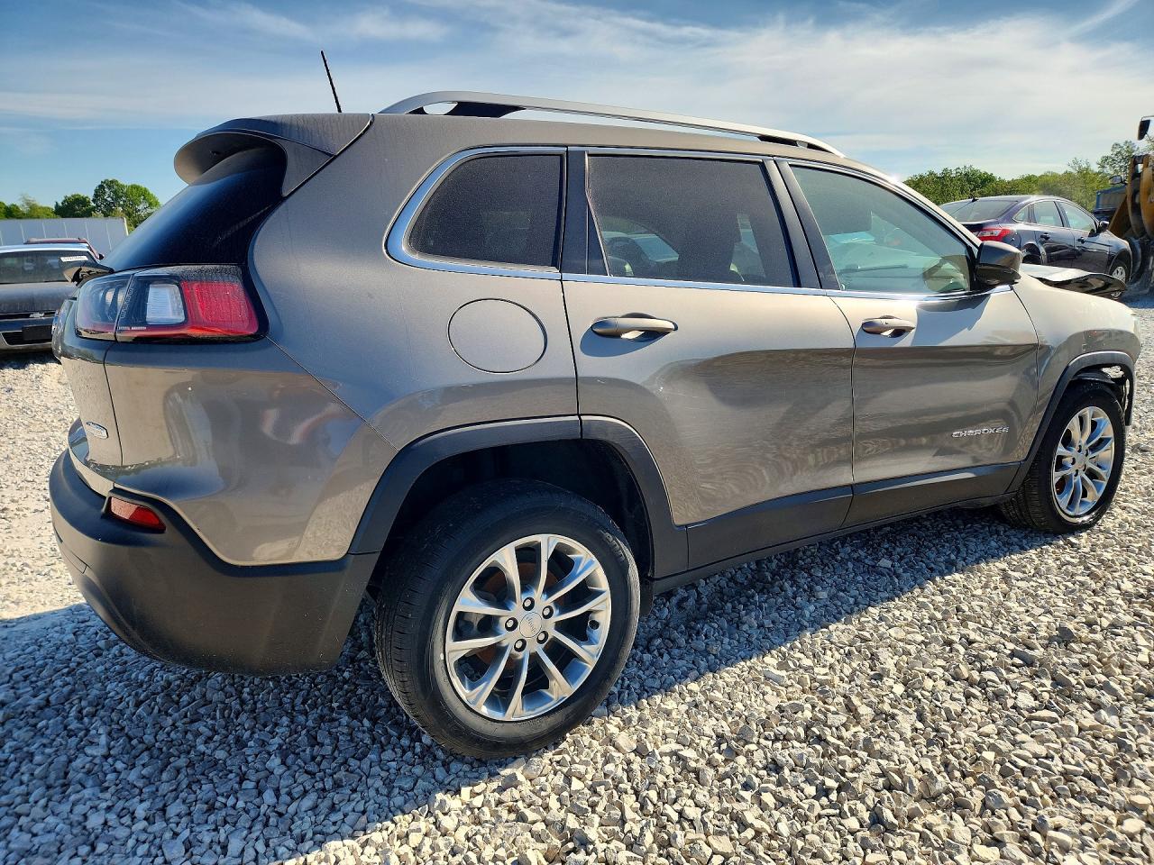 2019 JEEP CHEROKEE LATITUDE PLUS FWD