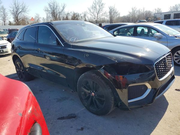 2021 JAGUAR F-PACE P400 R-Dynamic S — Passenger 3/4