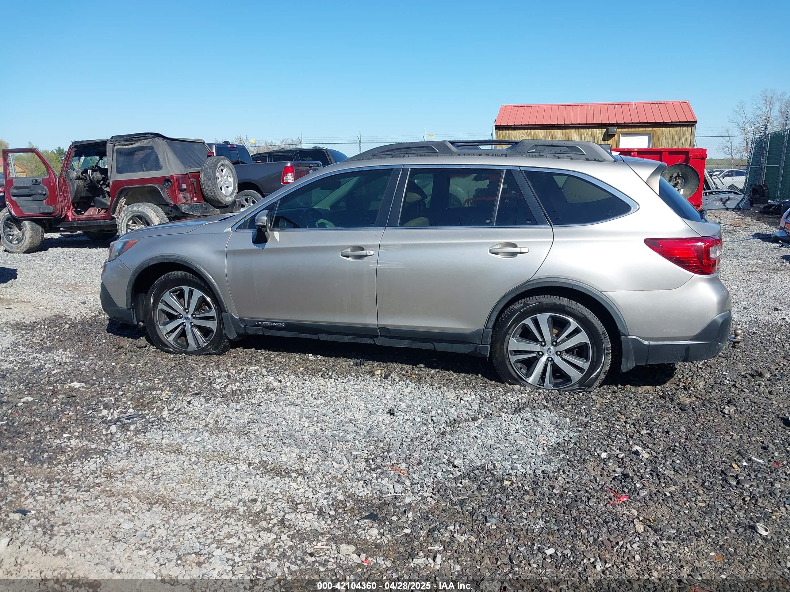 2018 SUBARU OUTBACK 3.6R LIMITED