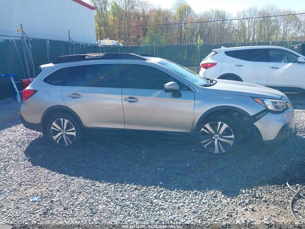 2018 SUBARU OUTBACK 3.6R LIMITED