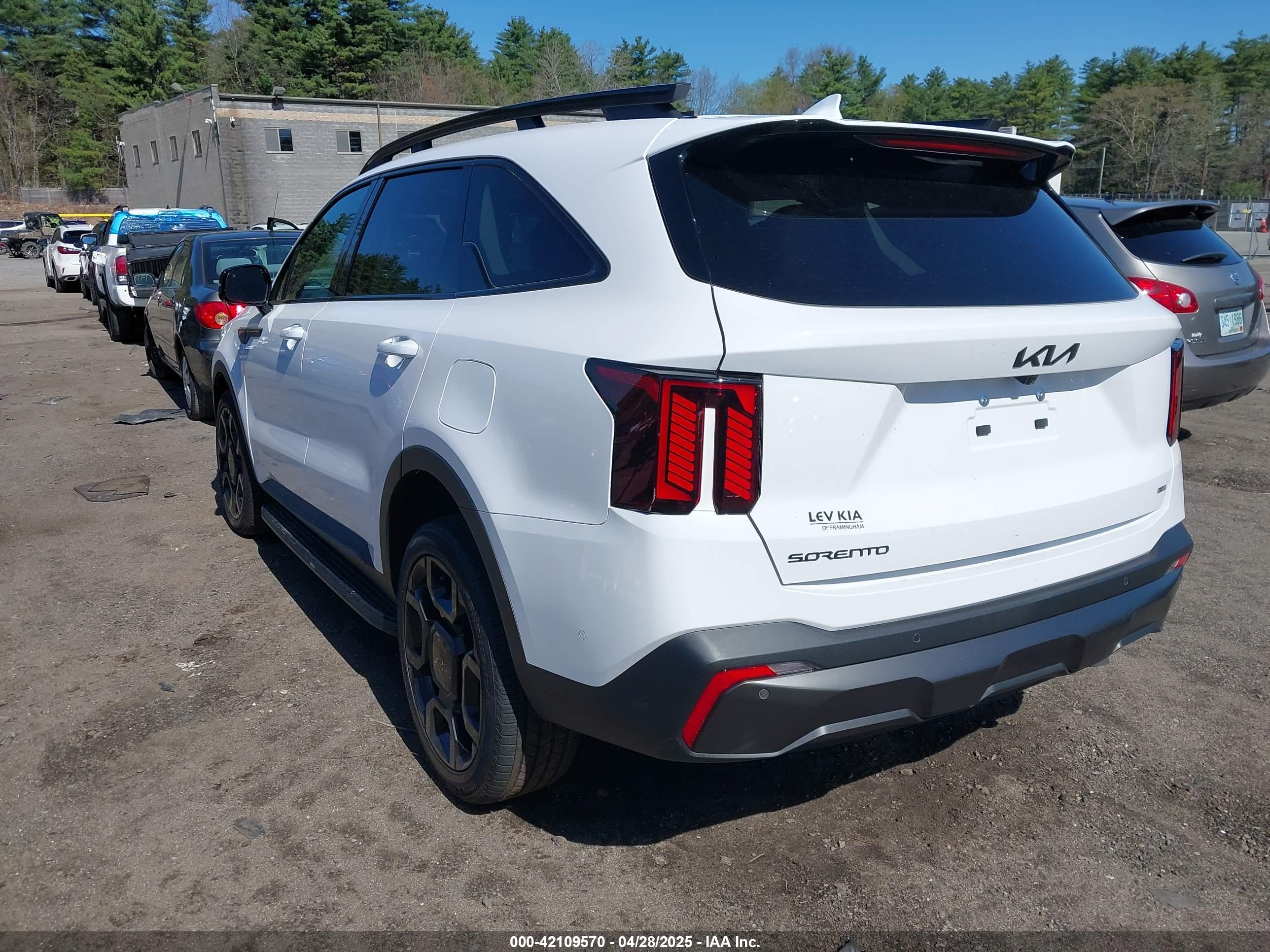 2025 KIA SORENTO X-LINE SX