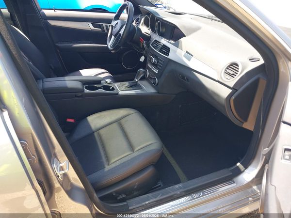 2013 MERCEDES-BENZ C 300