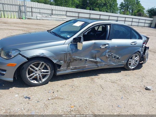 2013 MERCEDES-BENZ C 300
