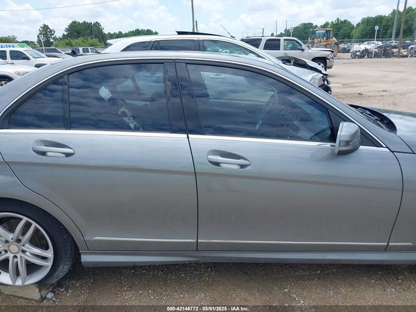 2013 MERCEDES-BENZ C 300