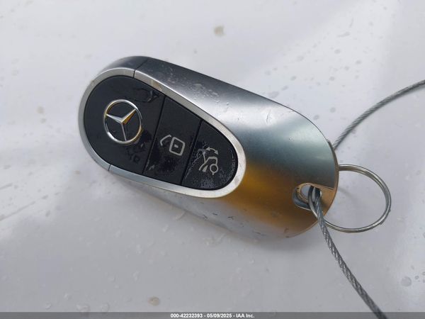 2024 MERCEDES-BENZ C 300