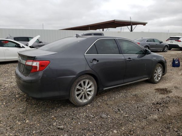 2012 TOYOTA CAMRY