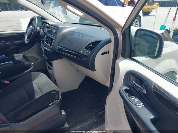 2015 DODGE GRAND CARAVAN AMERICAN VALUE PKG — I5