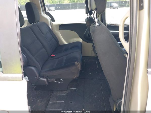 2015 DODGE GRAND CARAVAN AMERICAN VALUE PKG — I8