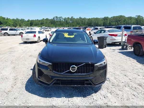 2025 VOLVO XC60 PLUG-IN HYBRID T8 PLUS