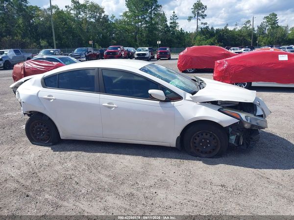 2017 KIA FORTE LX