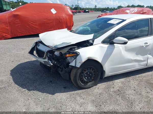 2017 KIA FORTE LX