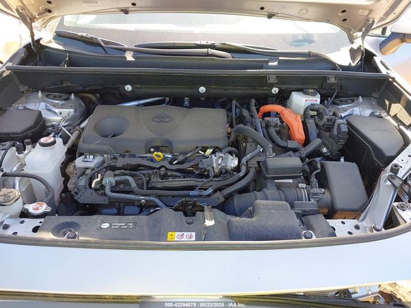 2024 TOYOTA RAV4 HYBRID XLE PREMIUM