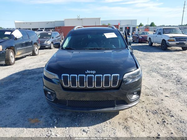 2019 JEEP CHEROKEE LATITUDE FWD
