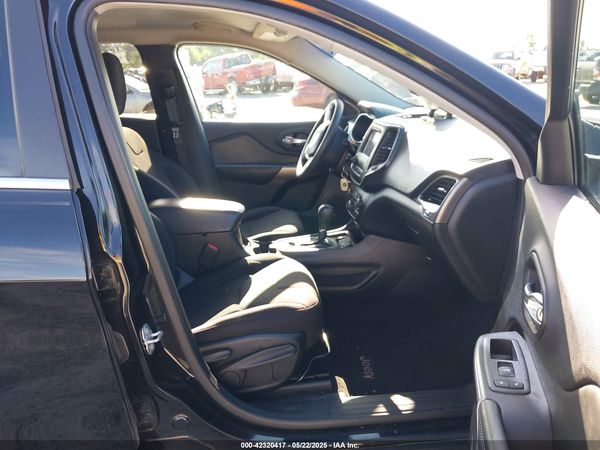 2019 JEEP CHEROKEE LATITUDE FWD