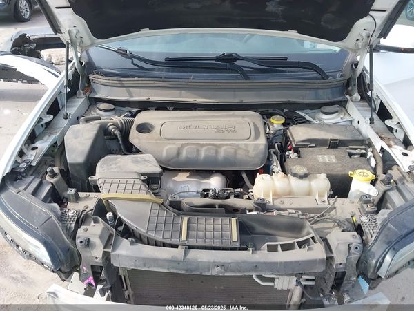 2019 JEEP CHEROKEE LATITUDE PLUS FWD