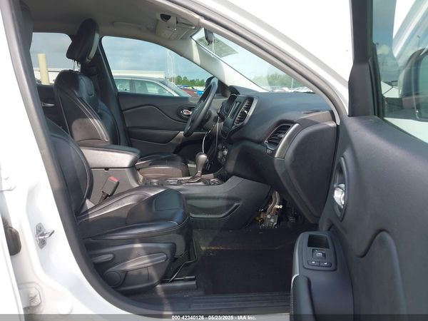 2019 JEEP CHEROKEE LATITUDE PLUS FWD