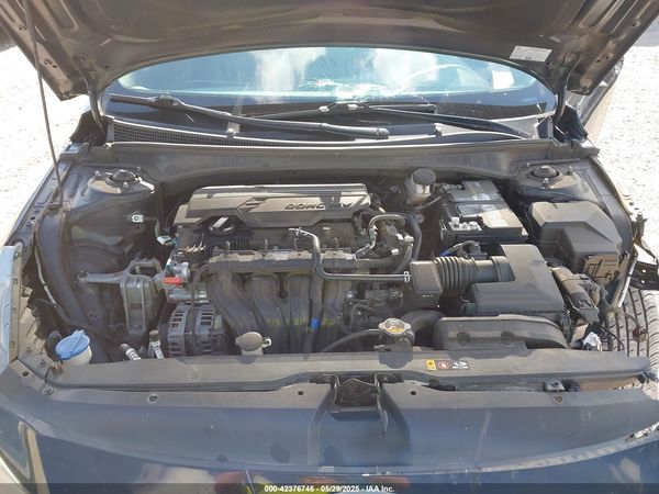 2022 HYUNDAI ELANTRA SE