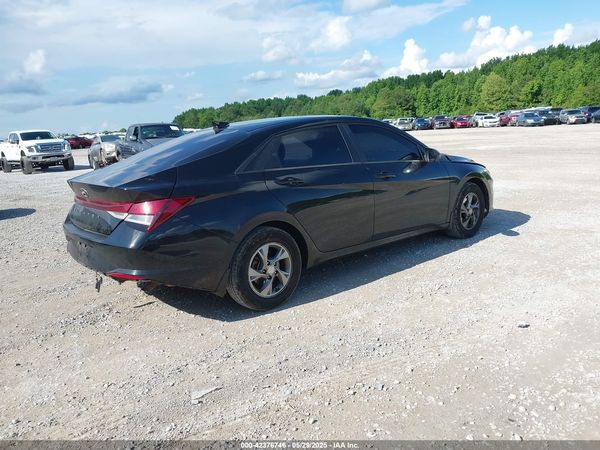 2022 HYUNDAI ELANTRA SE
