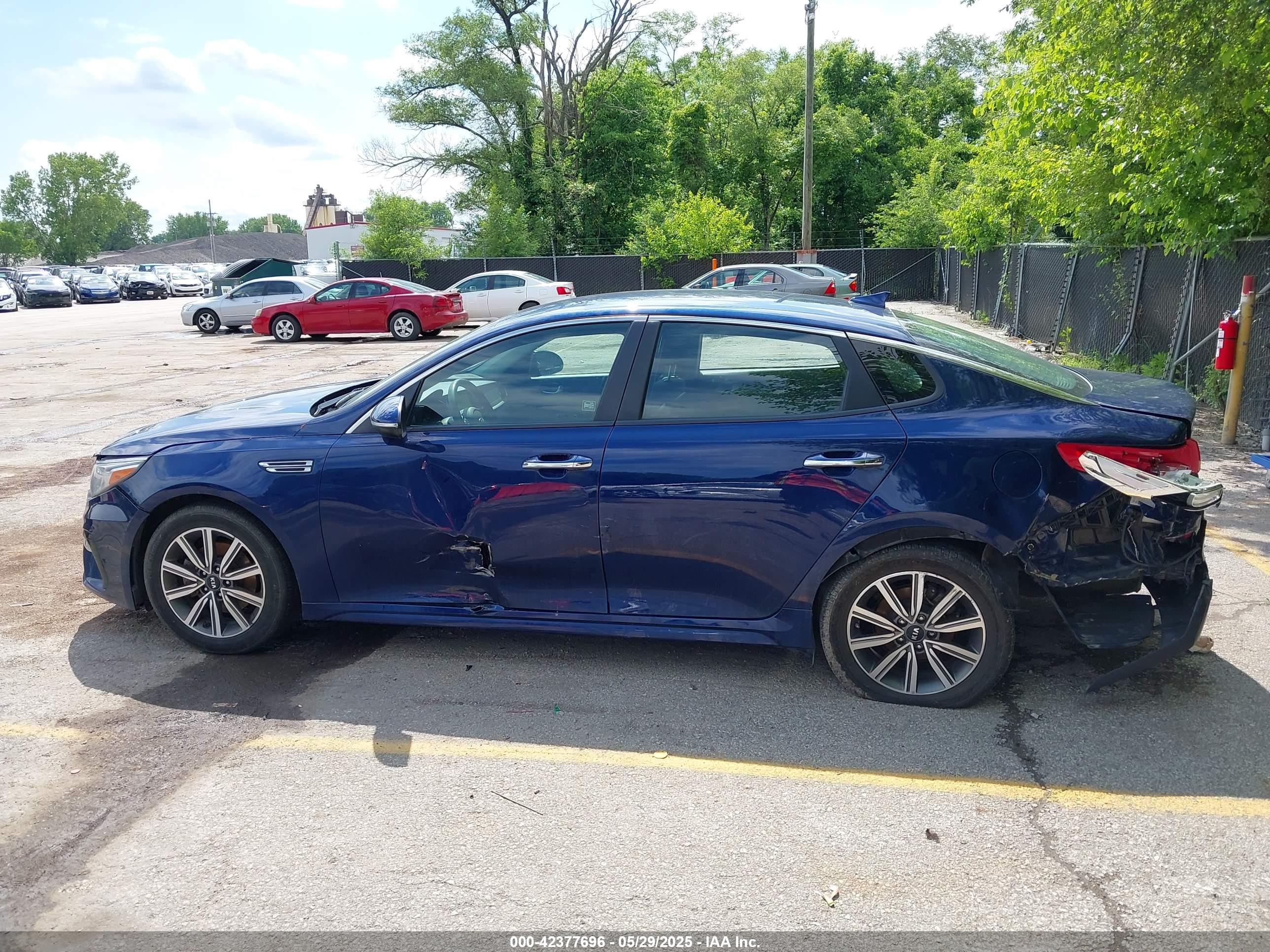 2019 KIA OPTIMA LX