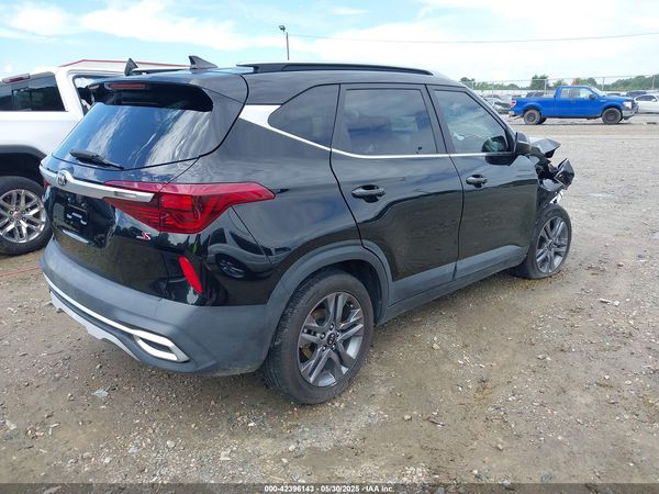 2021 KIA SELTOS S