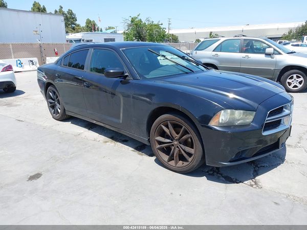 2013 DODGE CHARGER SXT