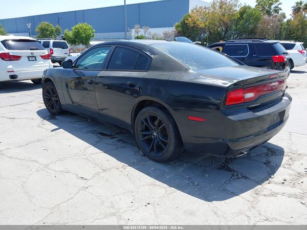 2013 DODGE CHARGER SXT