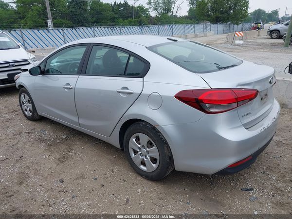 2017 KIA FORTE LX
