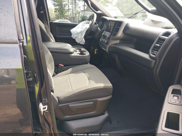 2021 RAM 2500 TRADESMAN  4X4 6'4 BOX