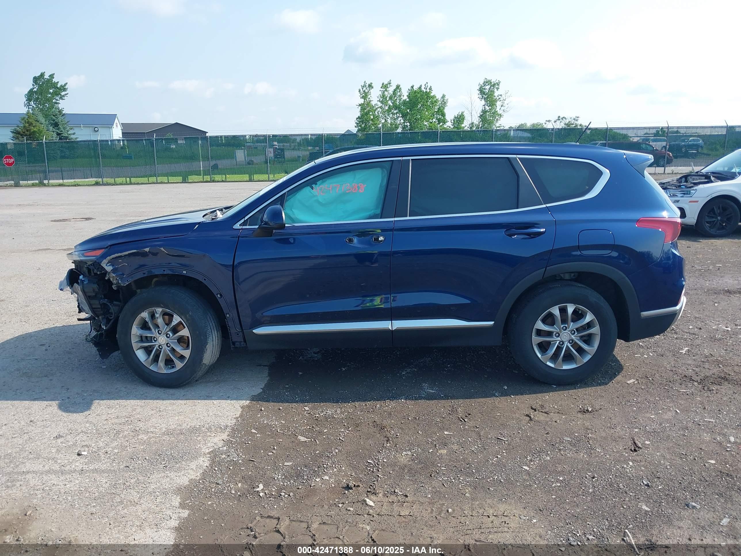 2019 HYUNDAI SANTA FE SE