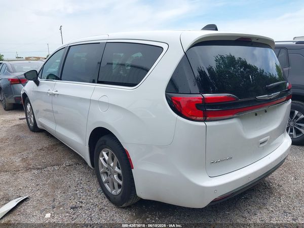 2024 CHRYSLER PACIFICA TOURING L — I3