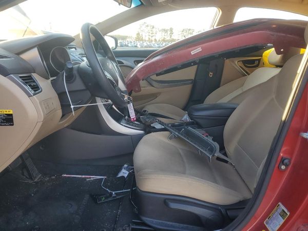 2012 HYUNDAI ELANTRA GLS(Middle grade)