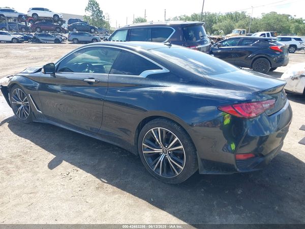 2021 INFINITI Q60 LUXE
