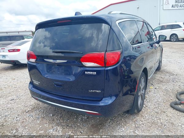 2018 CHRYSLER PACIFICA LIMITED
