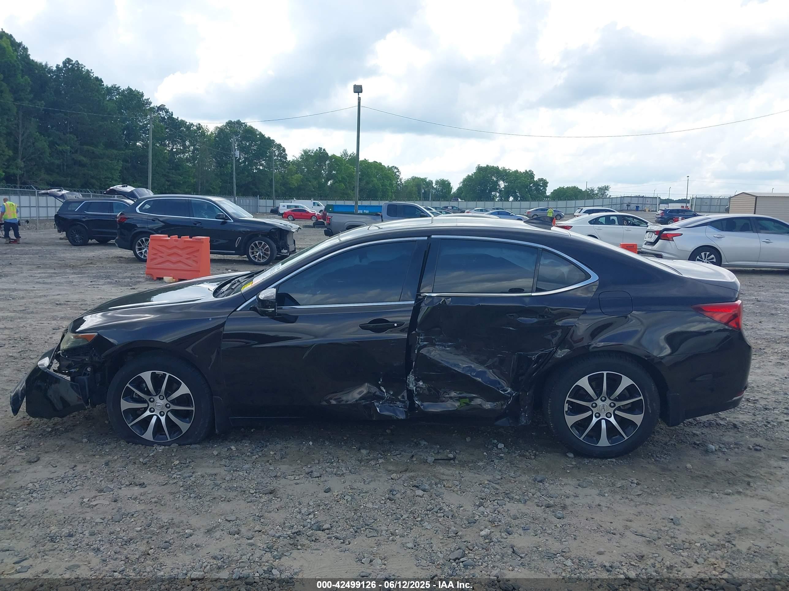 2016 ACURA TLX Base