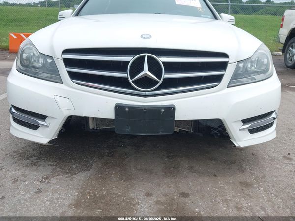 2014 MERCEDES-BENZ C 300