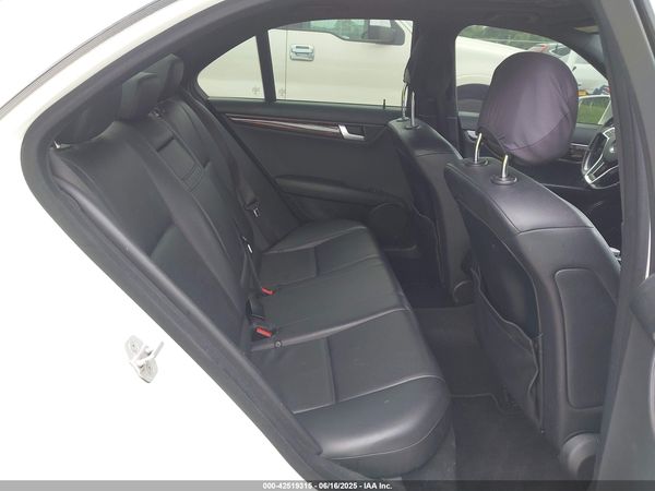 2014 MERCEDES-BENZ C 300