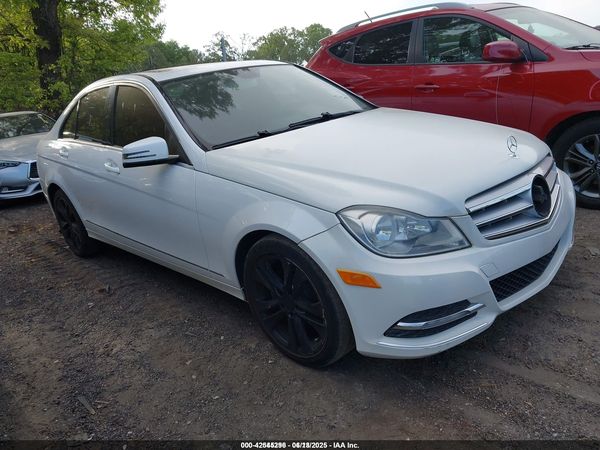 2013 MERCEDES-BENZ C 250 LUXURY/SPORT