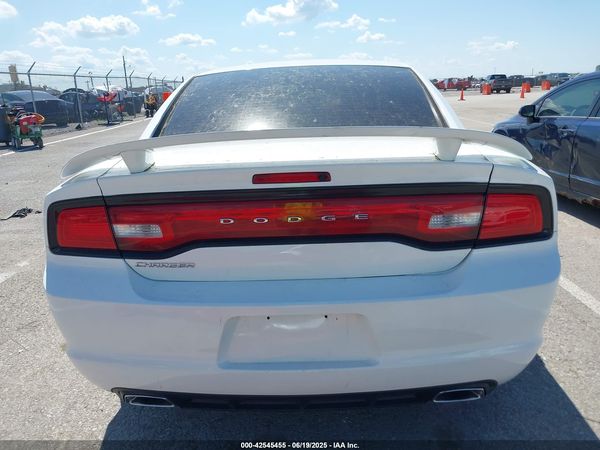 2014 DODGE CHARGER SE