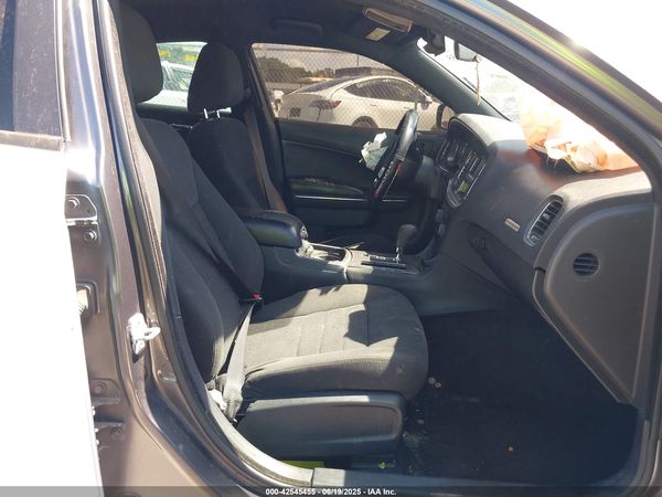 2014 DODGE CHARGER SE