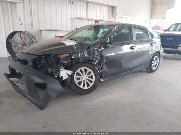 2024 KIA FORTE LX